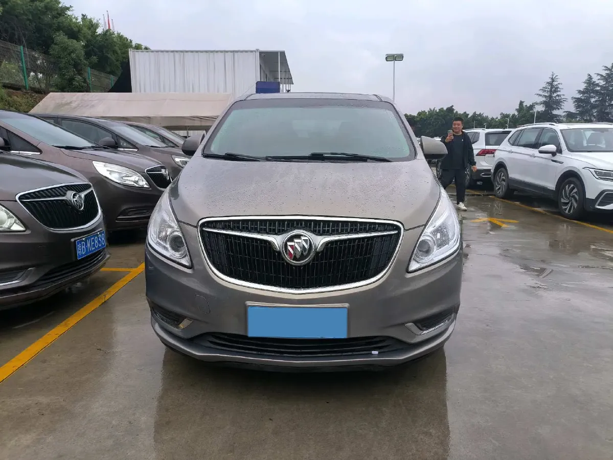 2018 Buick GL8 2.0T 260HP L4 6AT,autocango,china used car exporter,china ev exporter,chinese used car exporter,chinese used ev exporter