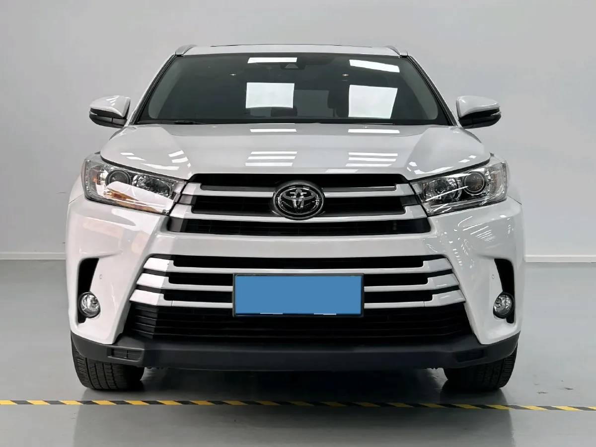 2018 Toyota Highlander 2.0T 220HP L4 6AT,autocango,china used car exporter,china ev exporter,chinese used car exporter,chinese used ev exporter