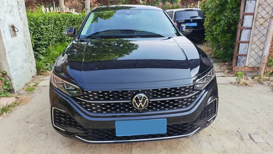 2023 Volkswagen Passat 2.0T 186HP L4 7DCT,autocango,china used car exporter,china ev exporter,chinese used car exporter,chinese used ev exporter