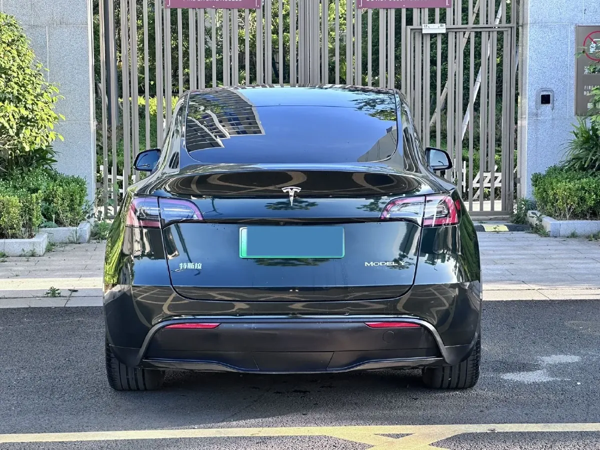 2022 Tesla Model Y BEV 60KWH,autocango,china used car exporter,china ev exporter,chinese used car exporter,chinese used ev exporter