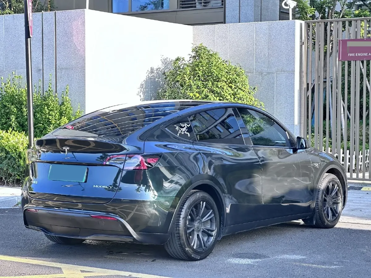 2022 Tesla Model Y BEV 60KWH,autocango,china used car exporter,china ev exporter,chinese used car exporter,chinese used ev exporter