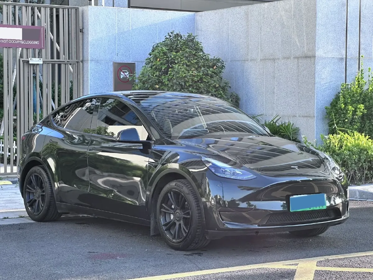2022 Tesla Model Y BEV 60KWH,autocango,china used car exporter,china ev exporter,chinese used car exporter,chinese used ev exporter