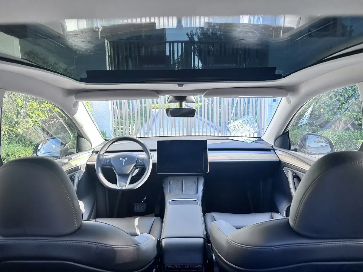 2022 Tesla Model Y BEV 60KWH,autocango,china used car exporter,china ev exporter,chinese used car exporter,chinese used ev exporter