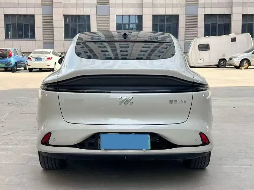 2025 IM LS6 BEV 75KWH,autocango,china used car exporter,china ev exporter,chinese used car exporter,chinese used ev exporter