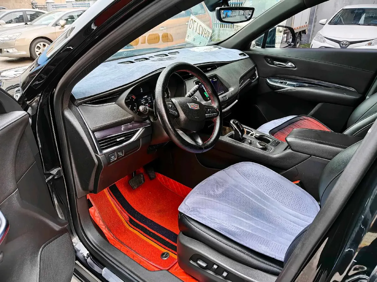 2020 Cadillac XT4 2.0T 241HP L4 9AT,autocango,china used car exporter,china ev exporter,chinese used car exporter,chinese used ev exporter