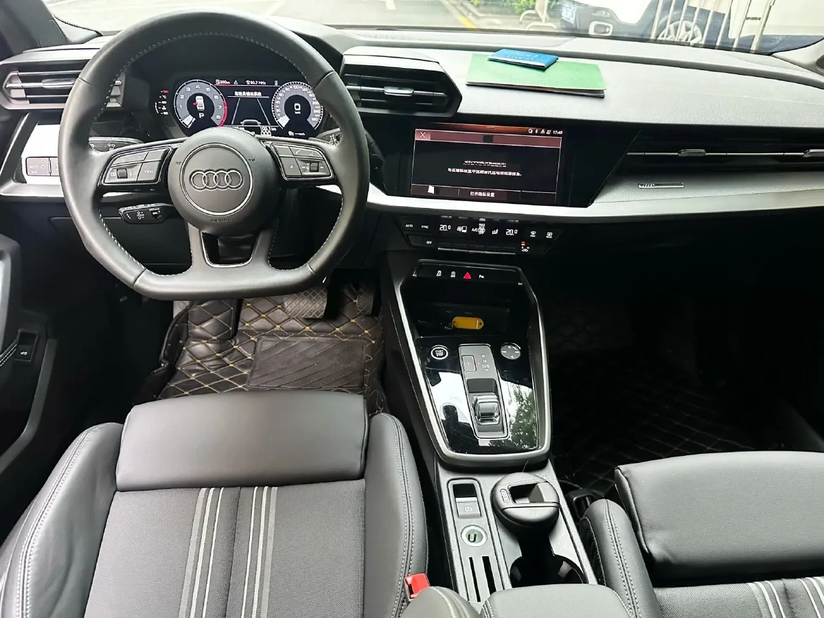 2021 Audi Q5L 2.0T 252HP L4 7DCT,autocango,china used car exporter,china ev exporter,chinese used car exporter,chinese used ev exporter