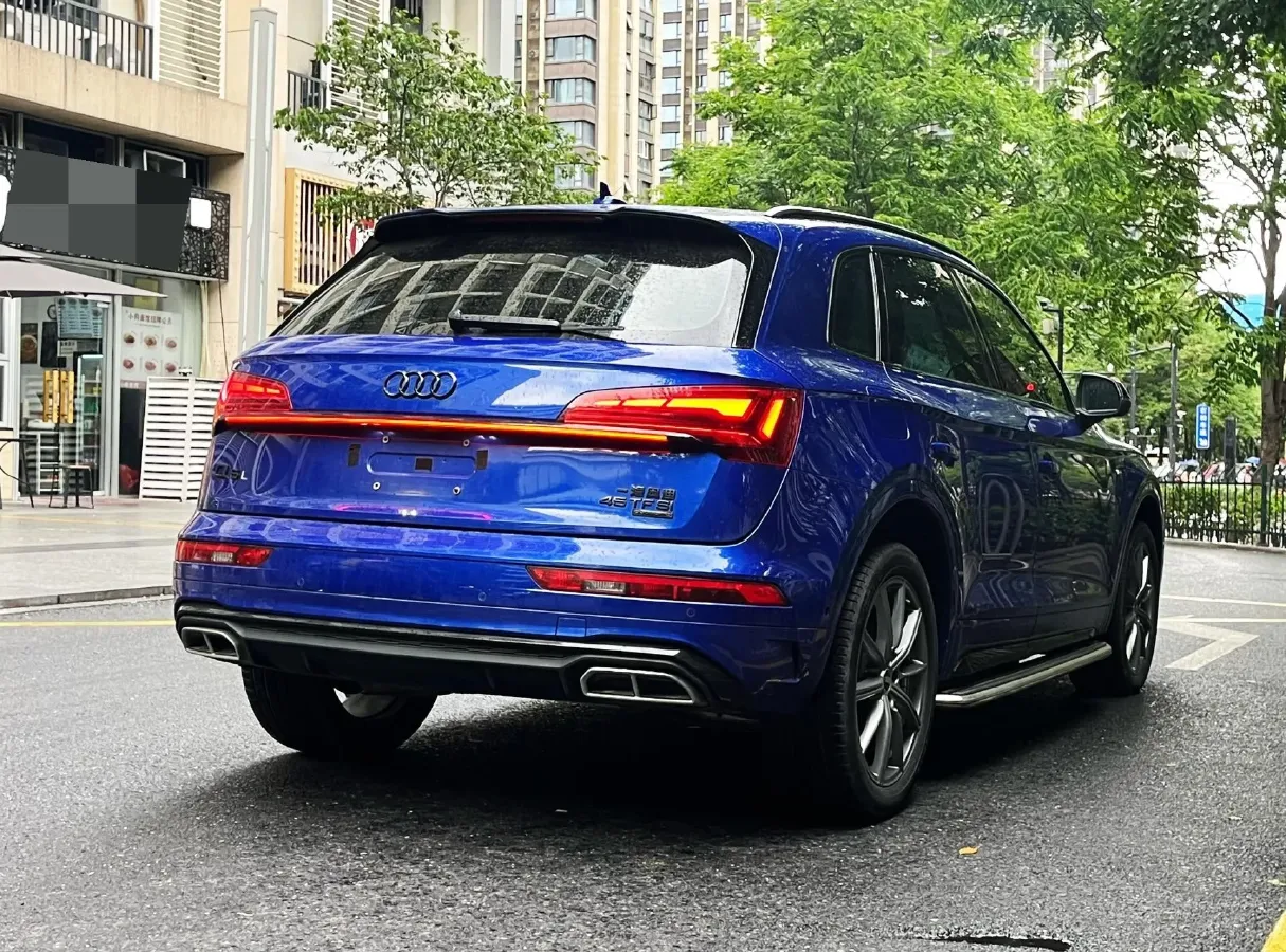 2021 Audi Q5L 2.0T 252HP L4 7DCT,autocango,china used car exporter,china ev exporter,chinese used car exporter,chinese used ev exporter