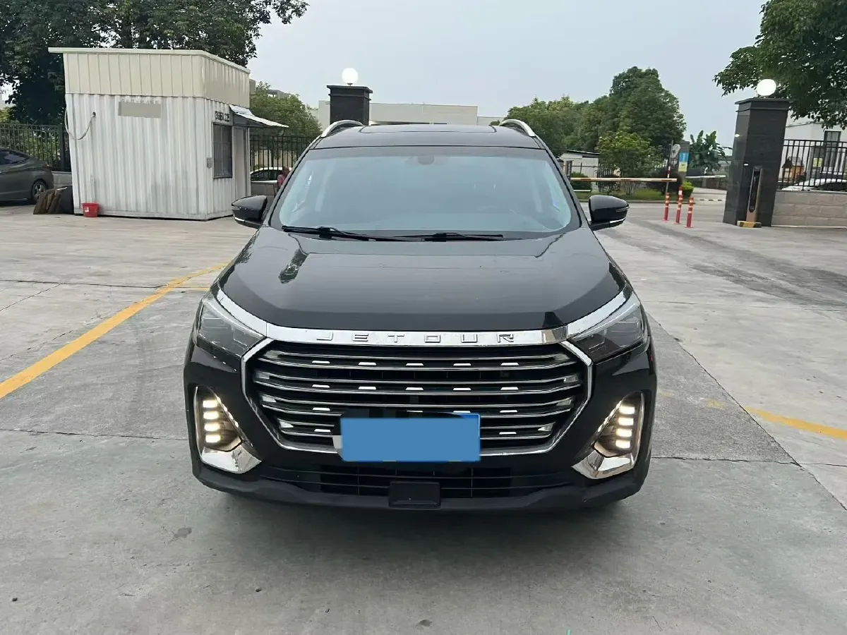 2023 Jetour X90 Plus 1.5T 156HP L4 6MT,autocango,china used car exporter,china ev exporter,chinese used car exporter,chinese used ev exporter