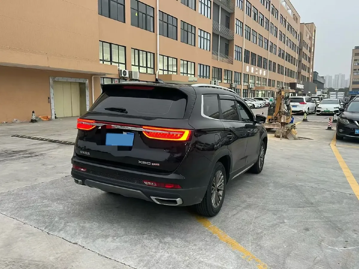2023 Jetour X90 Plus 1.5T 156HP L4 6MT,autocango,china used car exporter,china ev exporter,chinese used car exporter,chinese used ev exporter