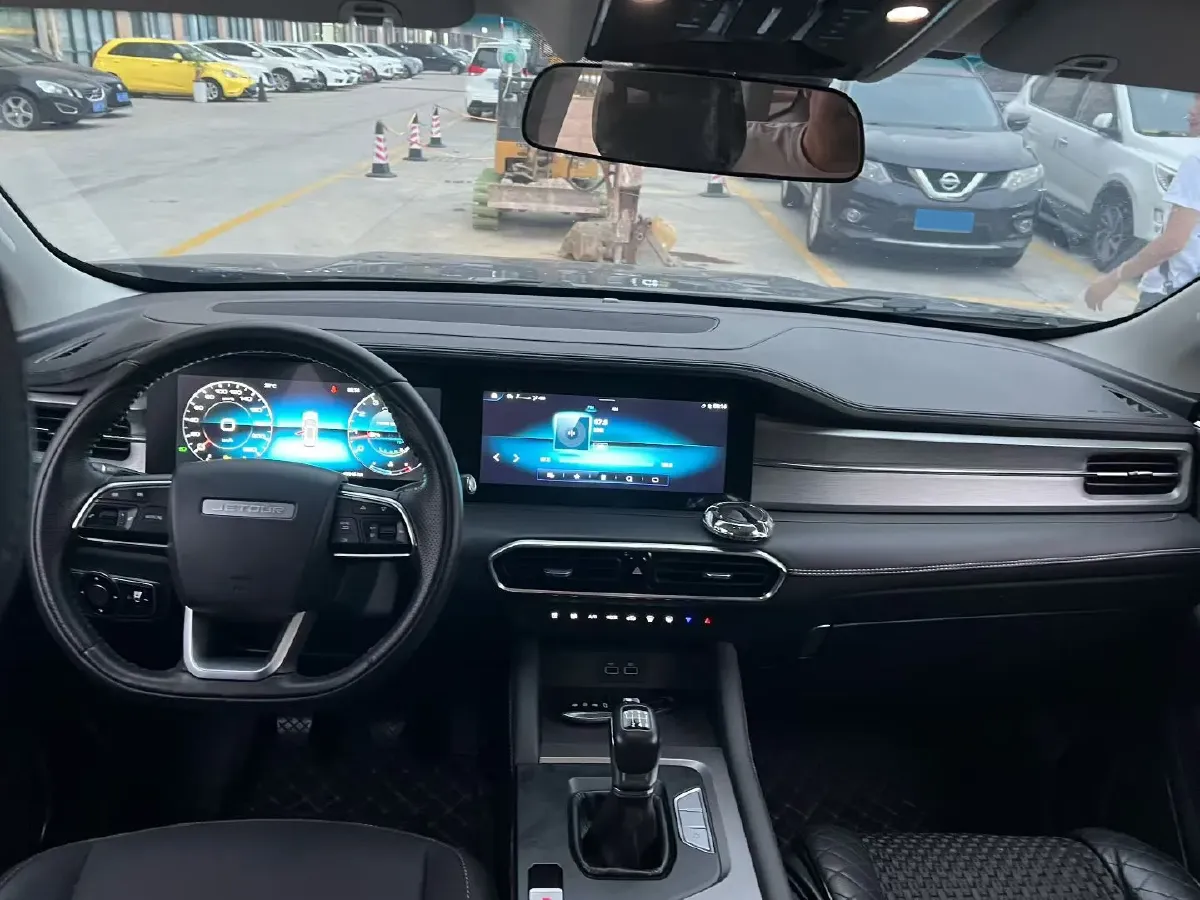 2023 Jetour X90 Plus 1.5T 156HP L4 6MT,autocango,china used car exporter,china ev exporter,chinese used car exporter,chinese used ev exporter