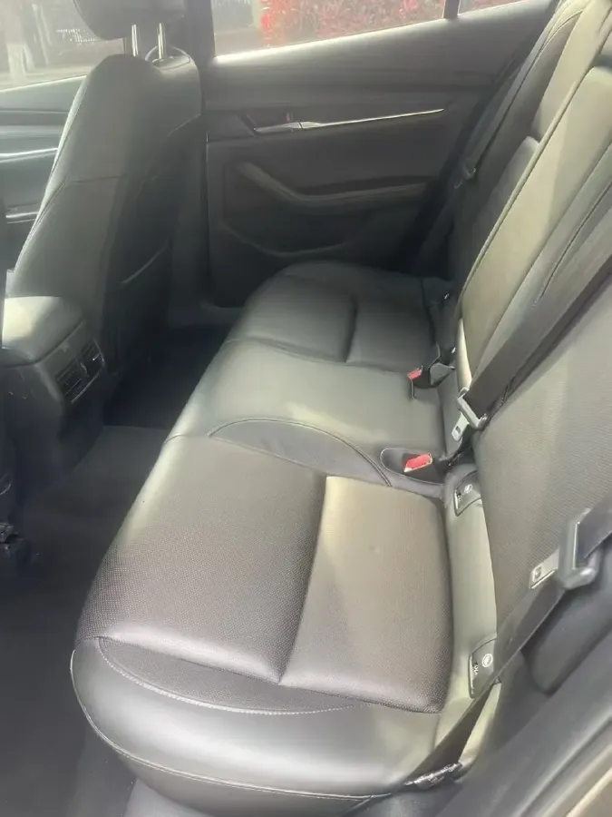 2023 Mazda 3 Axela 2.0L 158HP L4 6AT,autocango,china used car exporter,china ev exporter,chinese used car exporter,chinese used ev exporter