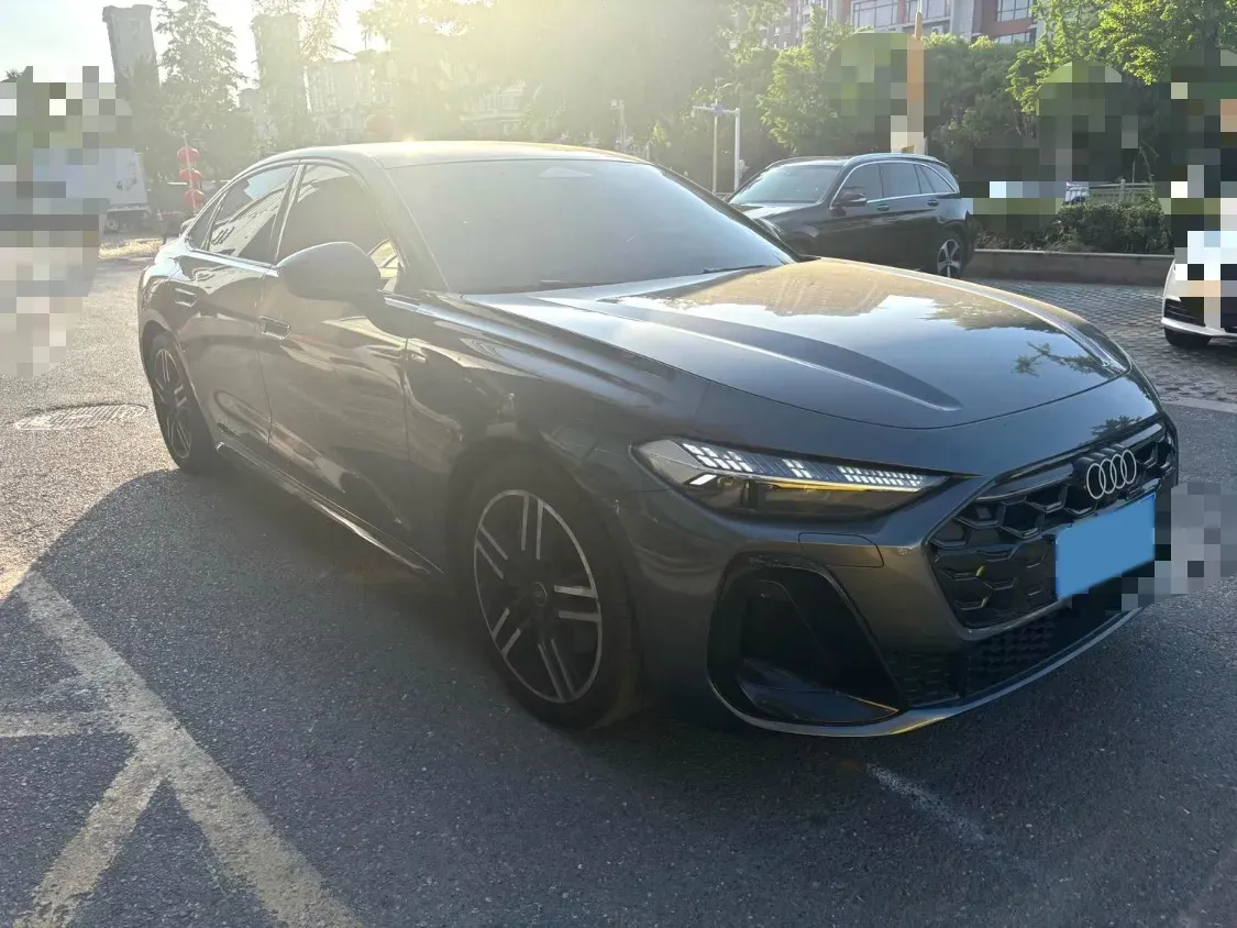 2026 Audi A5L 2.0T 204HP L4 7DCT,autocango,china used car exporter,china ev exporter,chinese used car exporter,chinese used ev exporter
