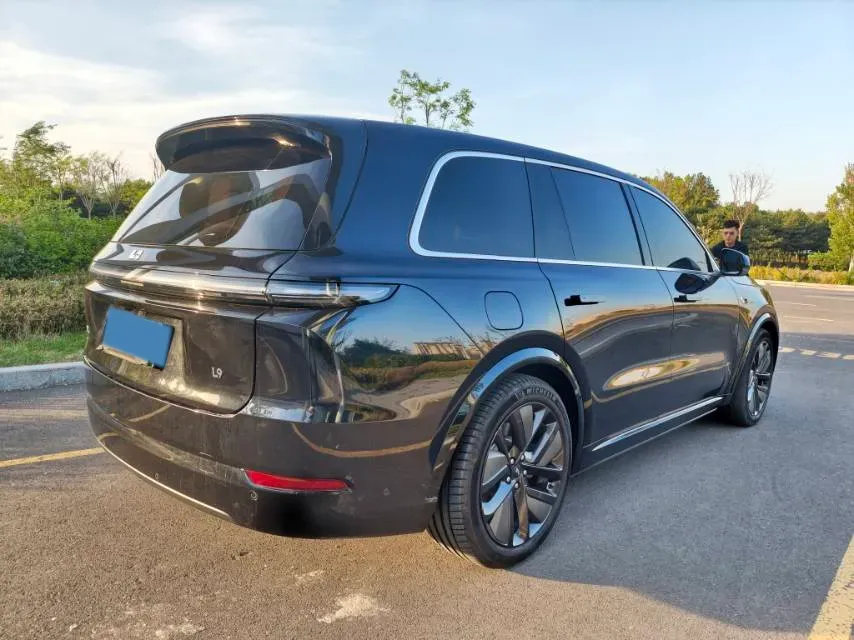 2024 Li L9 Range Extended 154HP REEV 52.3KWH,autocango,china used car exporter,china ev exporter,chinese used car exporter,chinese used ev exporter