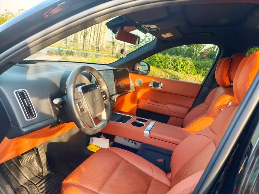 2024 Li L9 Range Extended 154HP REEV 52.3KWH,autocango,china used car exporter,china ev exporter,chinese used car exporter,chinese used ev exporter
