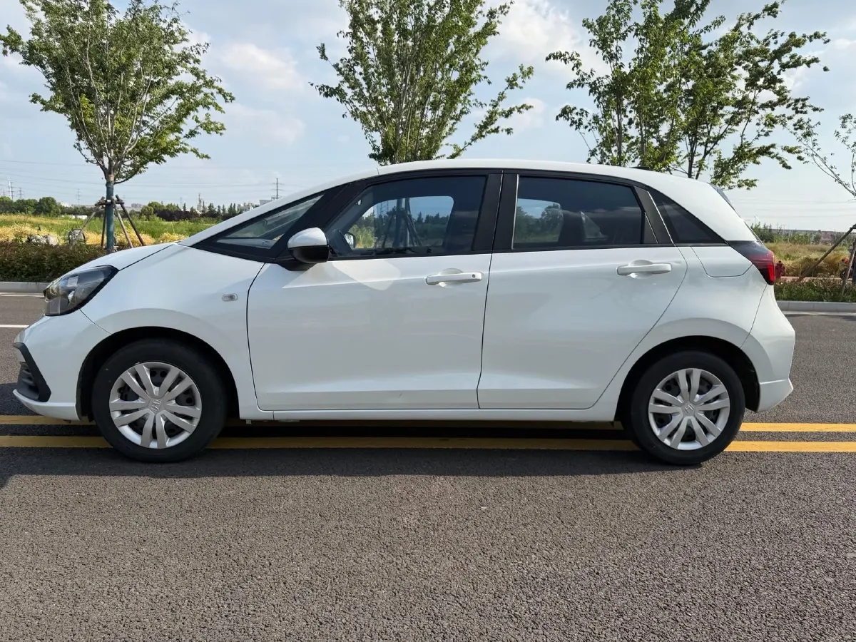 2024 Honda Fit 1.5L 124HP L4 CVT,autocango,china used car exporter,china ev exporter,chinese used car exporter,chinese used ev exporter