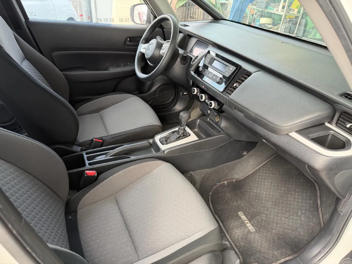 2024 Honda Fit 1.5L 124HP L4 CVT,autocango,china used car exporter,china ev exporter,chinese used car exporter,chinese used ev exporter