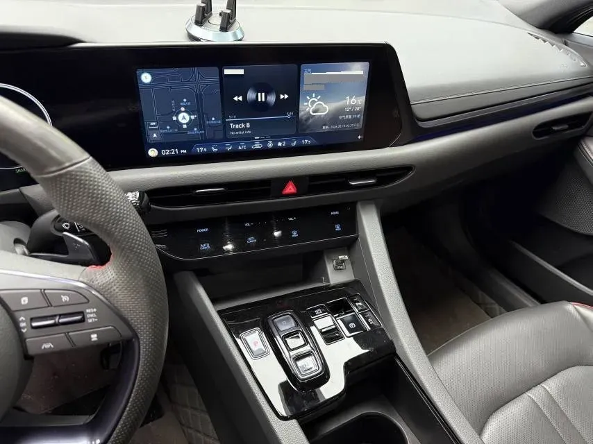 2022 Hyundai Sonata 2.0T 240HP L4 8AT,autocango,china used car exporter,china ev exporter,chinese used car exporter,chinese used ev exporter