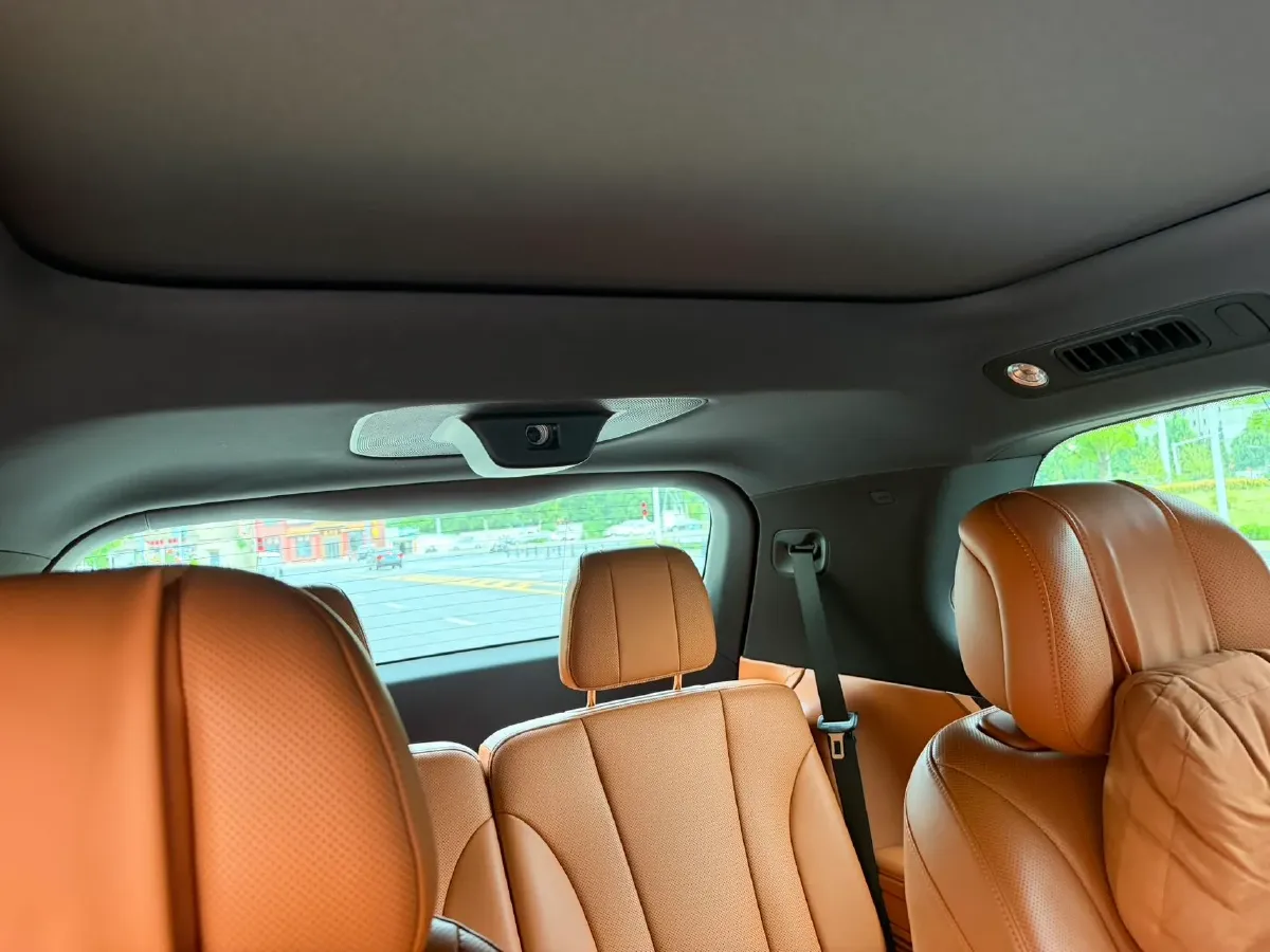 2024 AITO AITO M9 1.5T 152HP L4 REEV 42KWH,autocango,china used car exporter,china ev exporter,chinese used car exporter,chinese used ev exporter