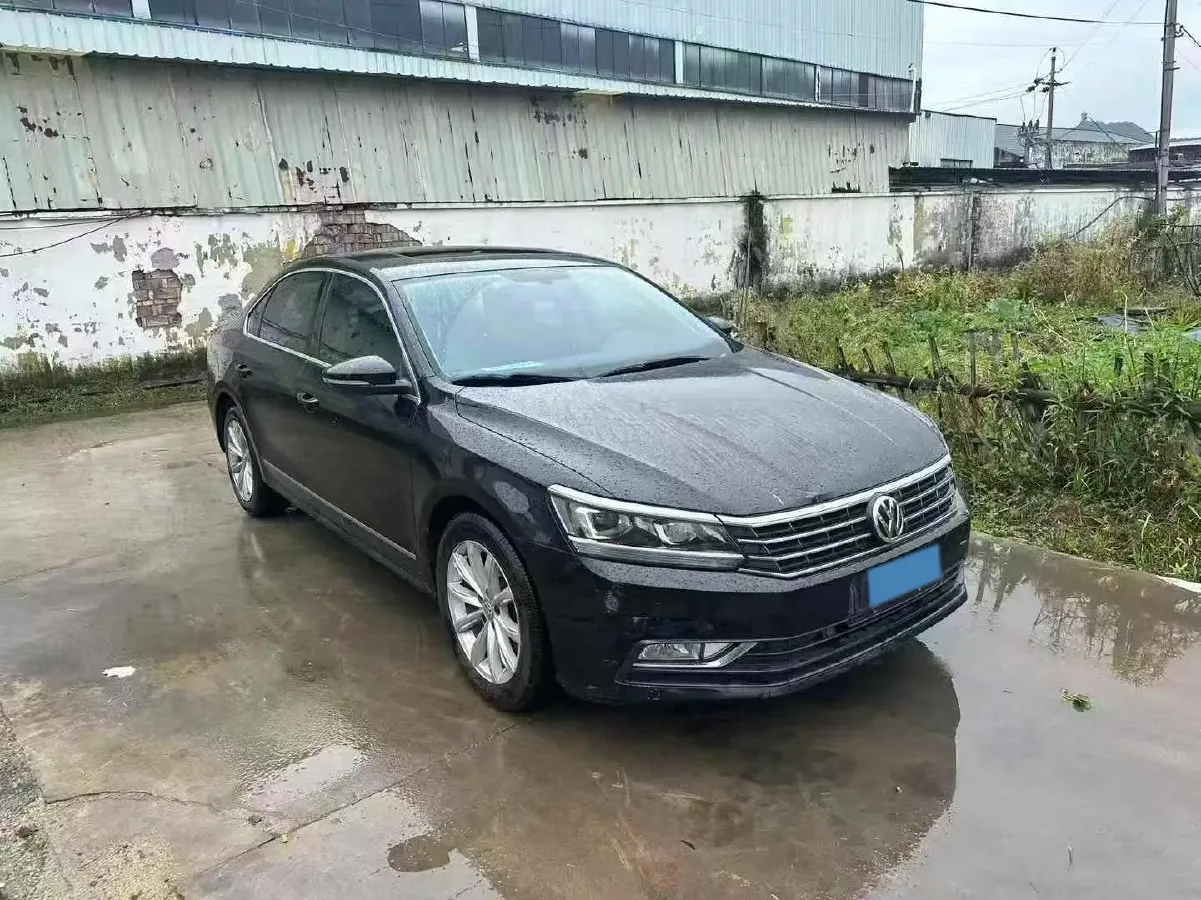 2017 Volkswagen Passat 1.8T 180HP L4 7DCT,autocango,china used car exporter,china ev exporter,chinese used car exporter,chinese used ev exporter