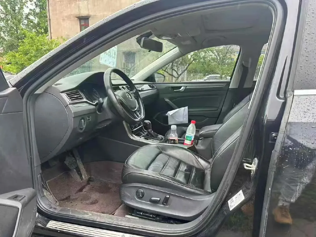 2017 Volkswagen Passat 1.8T 180HP L4 7DCT,autocango,china used car exporter,china ev exporter,chinese used car exporter,chinese used ev exporter