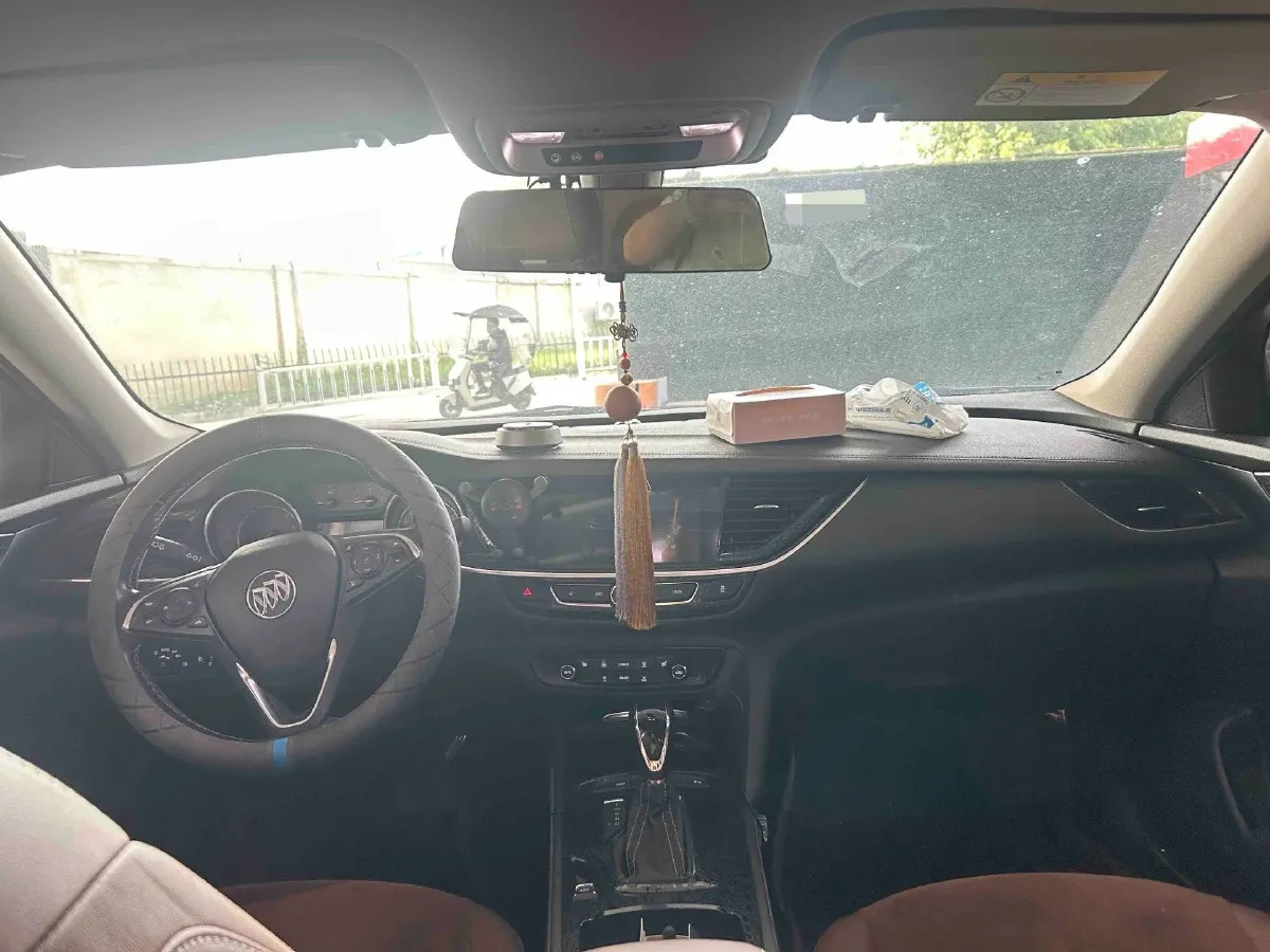 2019 Buick Regal 1.5T 170HP L4 9AT,autocango,china used car exporter,china ev exporter,chinese used car exporter,chinese used ev exporter