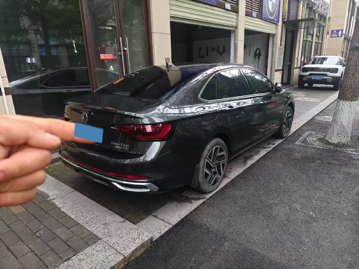 2023 Volkswagen Sagitar 1.5T 160HP L4 7DCT,autocango,china used car exporter,china ev exporter,chinese used car exporter,chinese used ev exporter