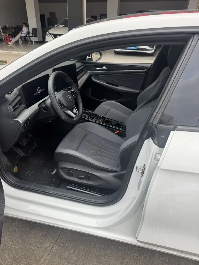 2026 Volkswagen Lamando 1.5T 160HP L4 7DCT,autocango,china used car exporter,china ev exporter,chinese used car exporter,chinese used ev exporter