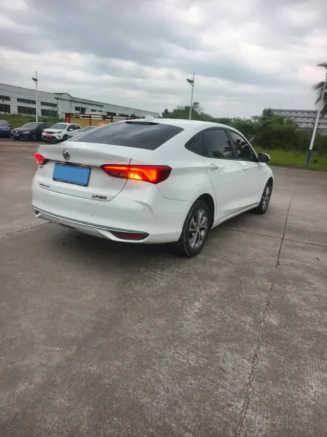 2022 Buick Verano 1.5T 184HP L4 CVT,autocango,china used car exporter,china ev exporter,chinese used car exporter,chinese used ev exporter
