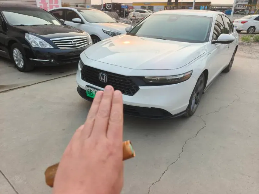 2023 Honda Accord 2.0L 148HP L4 E-CVT PHEV 17.7KWH,autocango,china used car exporter,china ev exporter,chinese used car exporter,chinese used ev exporter
