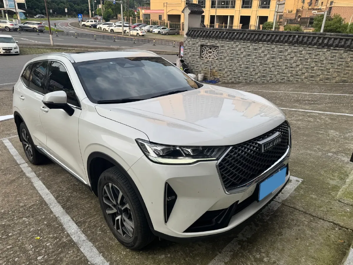 2022 Haval H6 1.5T 154HP L4 2DHT Hybrid 1.7KWH,autocango,china used car exporter,china ev exporter,chinese used car exporter,chinese used ev exporter