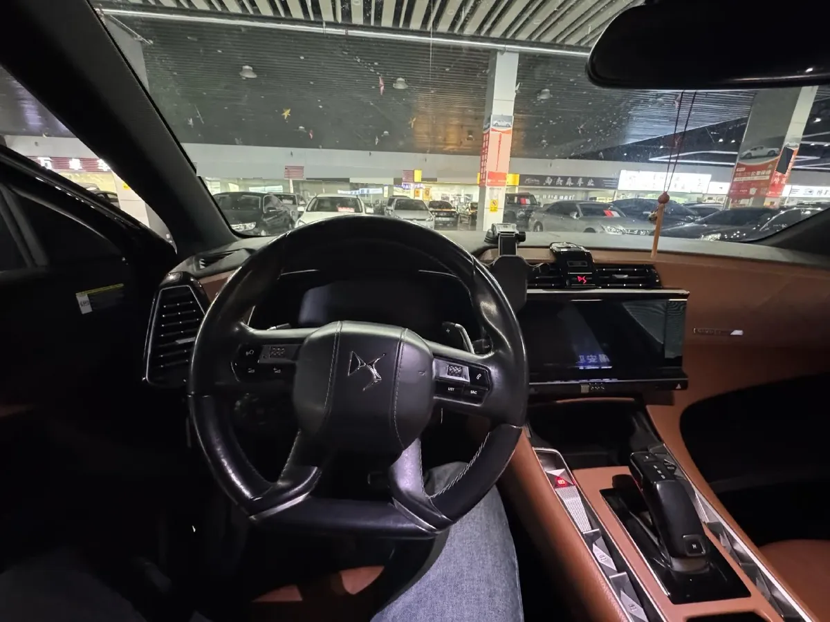 2018 DS 7 1.6T 220HP L4 8AT,autocango,china used car exporter,china ev exporter,chinese used car exporter,chinese used ev exporter