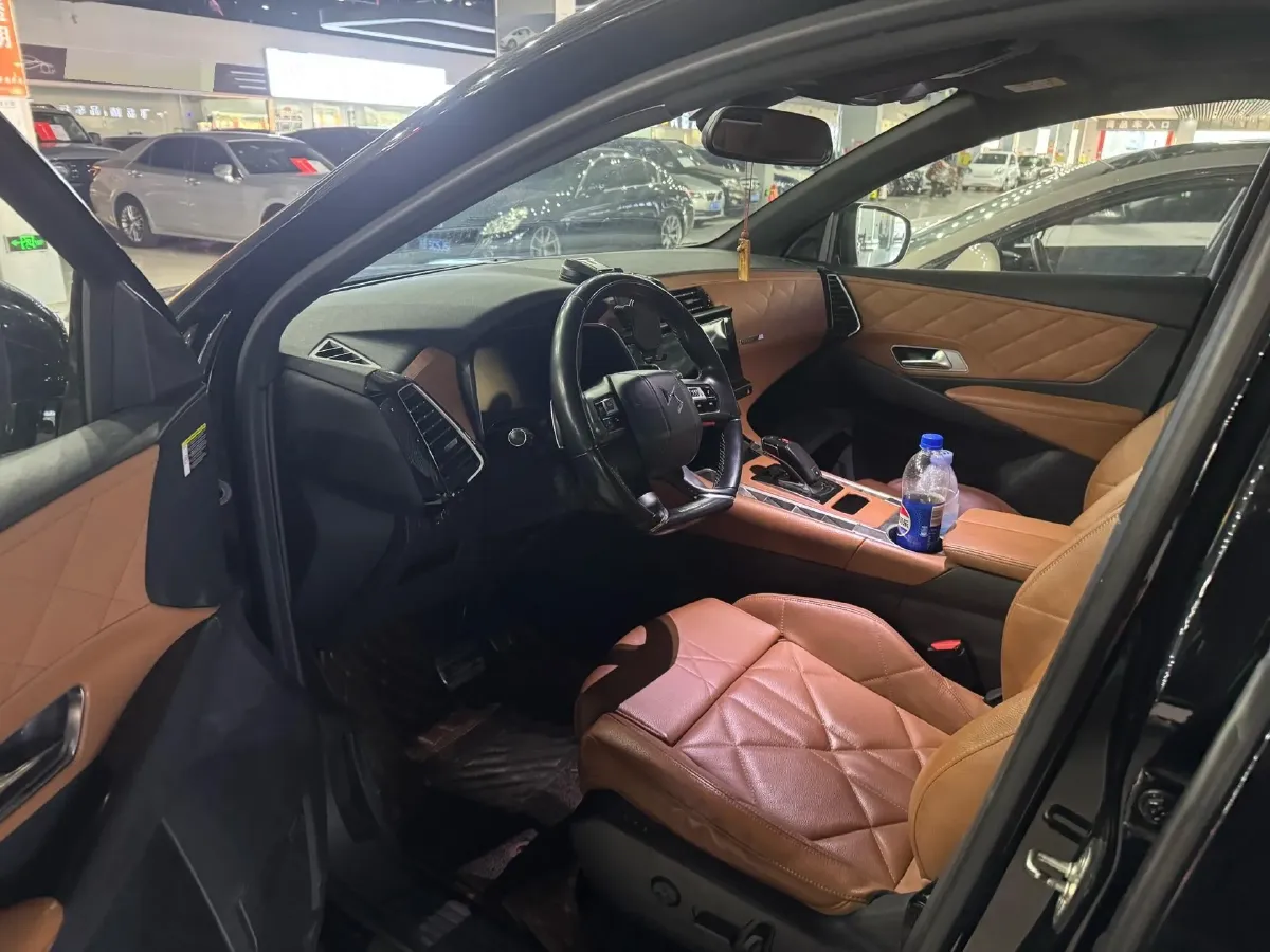 2018 DS 7 1.6T 220HP L4 8AT,autocango,china used car exporter,china ev exporter,chinese used car exporter,chinese used ev exporter