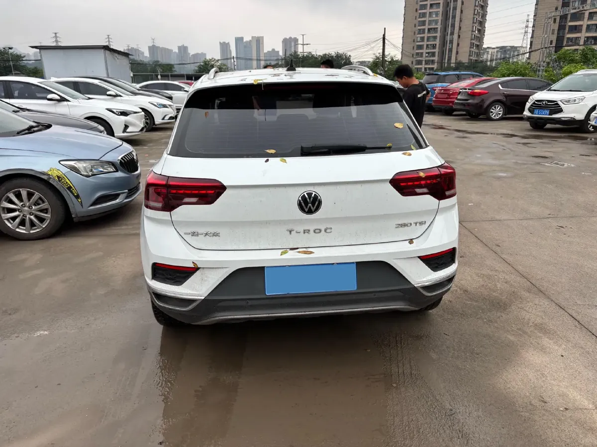 2021 Volkswagen T-Roc 1.4T 150HP L4 7DCT,autocango,china used car exporter,china ev exporter,chinese used car exporter,chinese used ev exporter