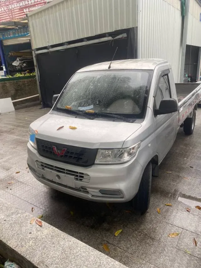 2018 WuLing RongGuang New Truck 1.5L 107HP L4 5MT,autocango,china used car exporter,china ev exporter,chinese used car exporter,chinese used ev exporter