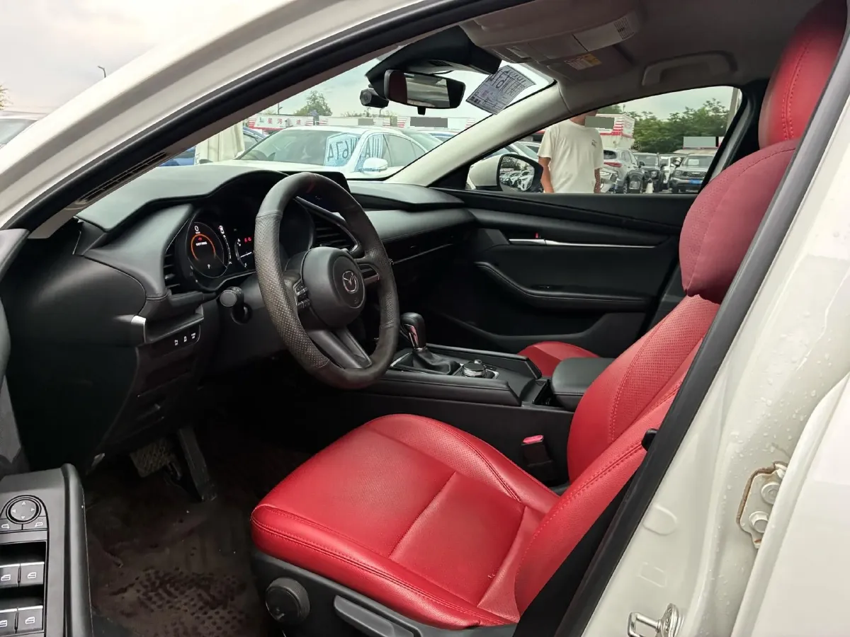 2023 Mazda 3 Axela 2.0L 158HP L4 6AT,autocango,china used car exporter,china ev exporter,chinese used car exporter,chinese used ev exporter