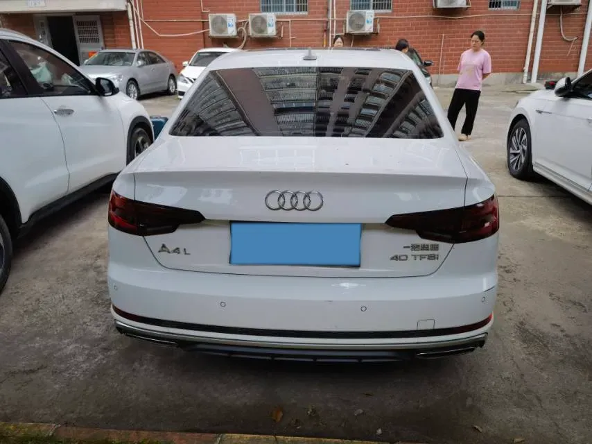 2019 Audi A4L 2.0T 190HP L4 7DCT,autocango,china used car exporter,china ev exporter,chinese used car exporter,chinese used ev exporter