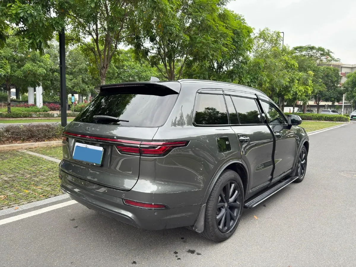 2020 Li ONE Range Extended 131HP REEV 40.5KWH,autocango,china used car exporter,china ev exporter,chinese used car exporter,chinese used ev exporter