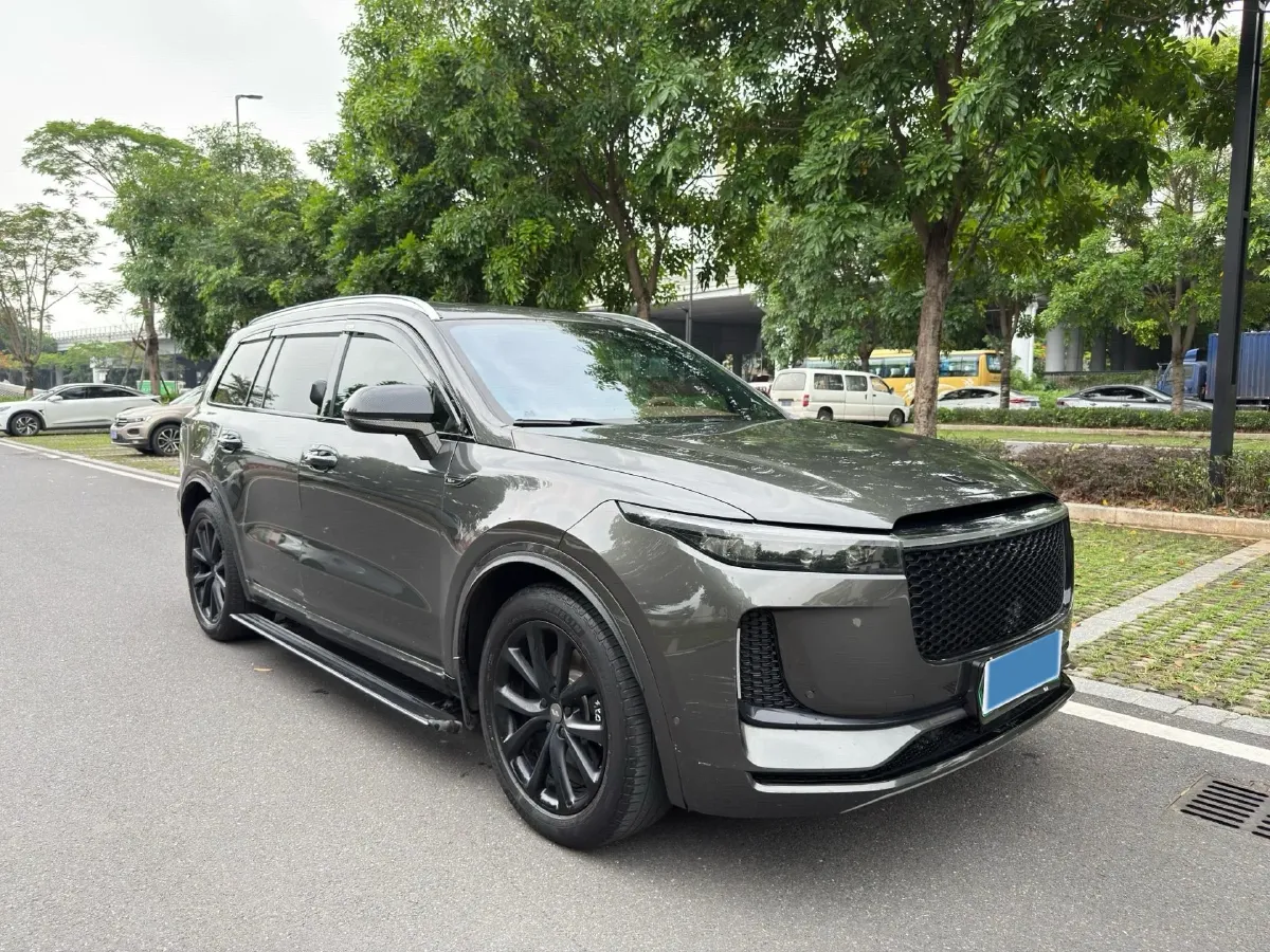 2020 Li ONE Range Extended 131HP REEV 40.5KWH,autocango,china used car exporter,china ev exporter,chinese used car exporter,chinese used ev exporter