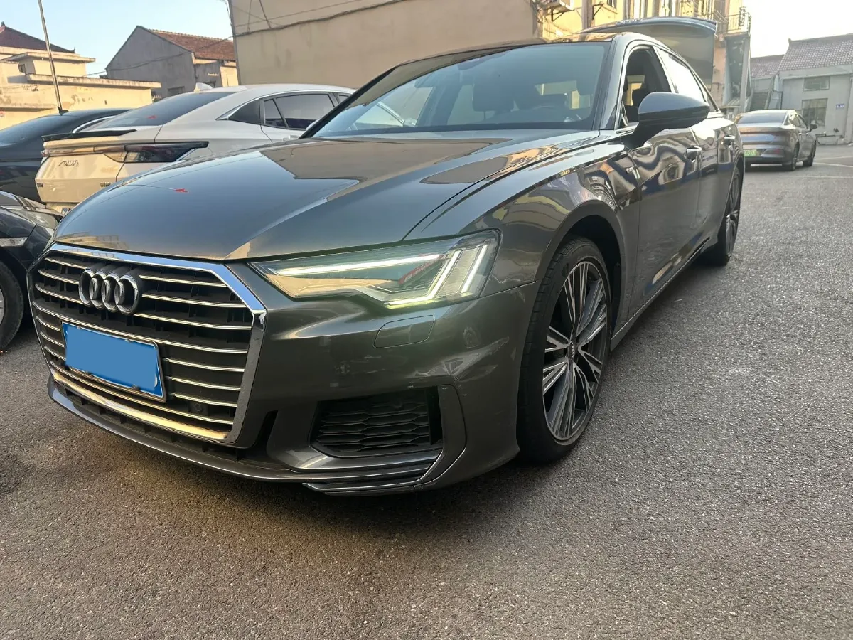 2020 Audi A6L 2.0T 224HP L4 7DCT,autocango,china used car exporter,china ev exporter,chinese used car exporter,chinese used ev exporter