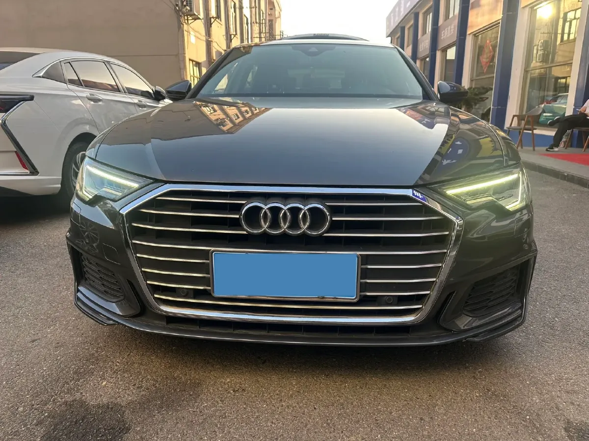2020 Audi A6L 2.0T 224HP L4 7DCT,autocango,china used car exporter,china ev exporter,chinese used car exporter,chinese used ev exporter