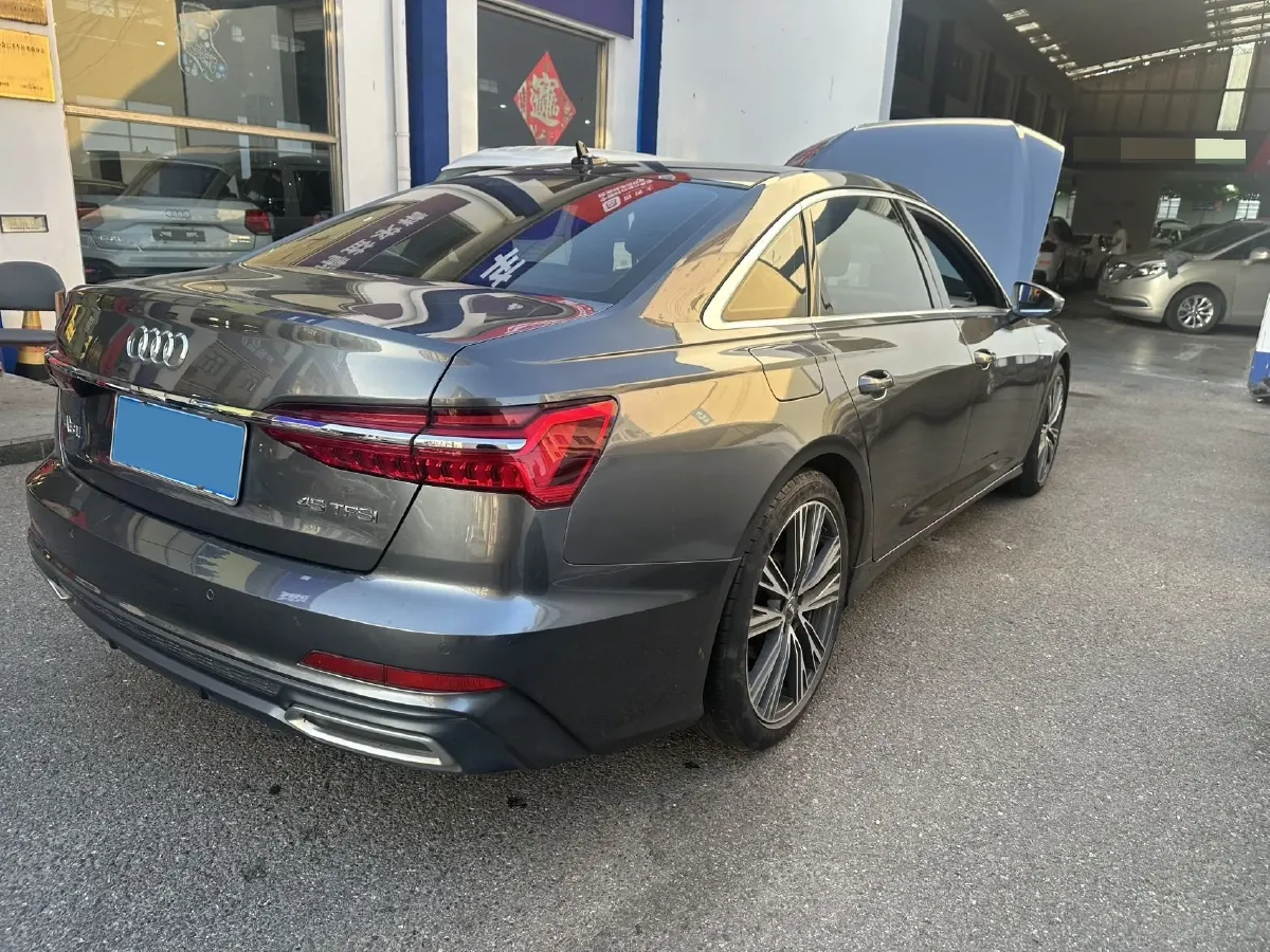 2020 Audi A6L 2.0T 224HP L4 7DCT,autocango,china used car exporter,china ev exporter,chinese used car exporter,chinese used ev exporter