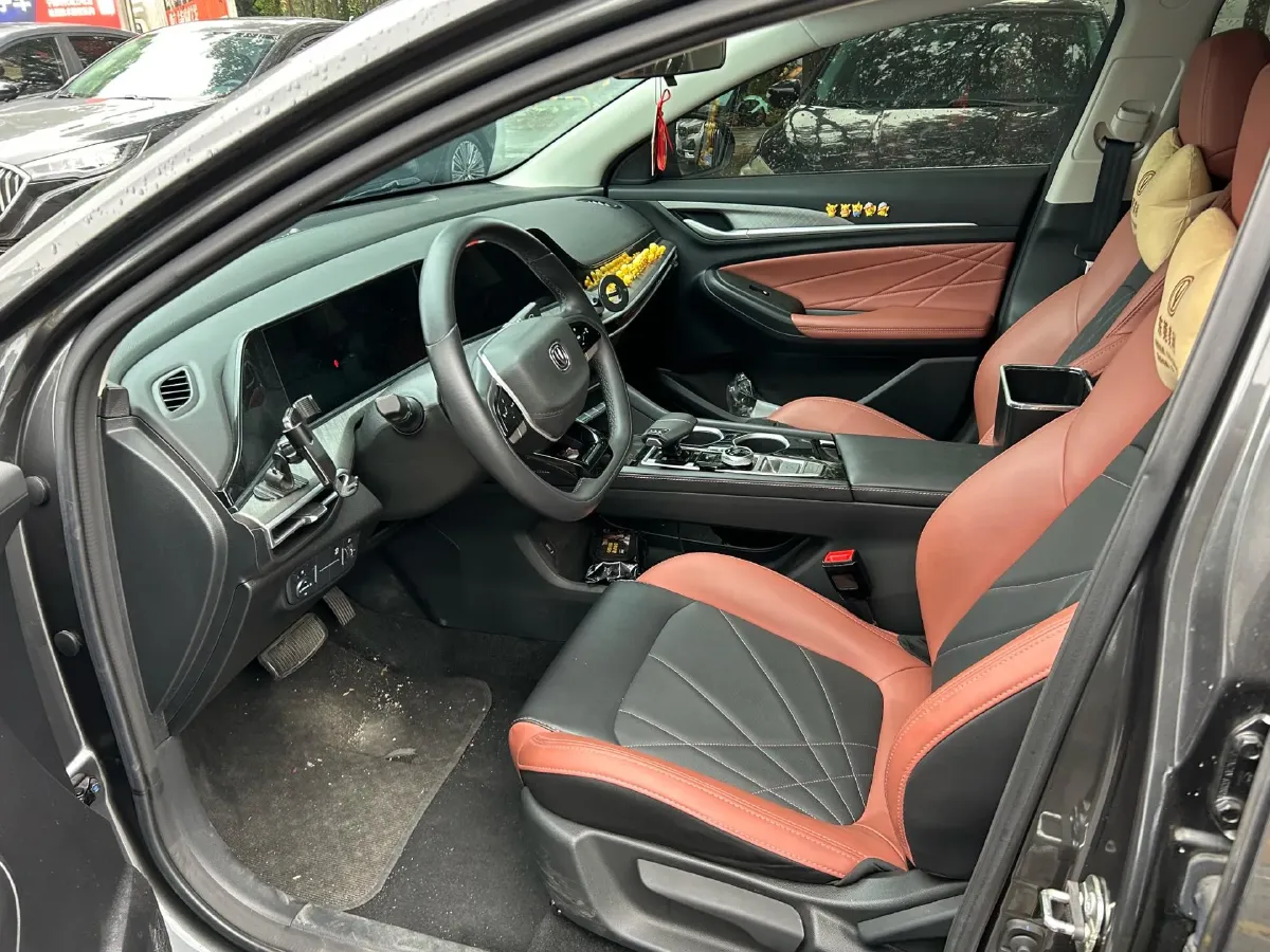 2022 ChangAn Eado 1.4T 160HP L4 7DCT,autocango,china used car exporter,china ev exporter,chinese used car exporter,chinese used ev exporter