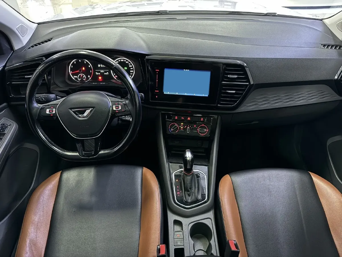2020 Jetta VS7 1.4T 150HP L4 6AT,autocango,china used car exporter,china ev exporter,chinese used car exporter,chinese used ev exporter