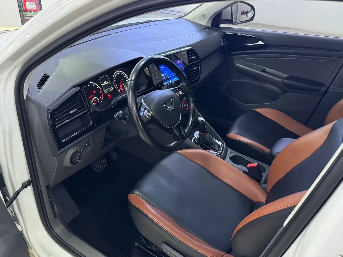 2020 Jetta VS7 1.4T 150HP L4 6AT,autocango,china used car exporter,china ev exporter,chinese used car exporter,chinese used ev exporter