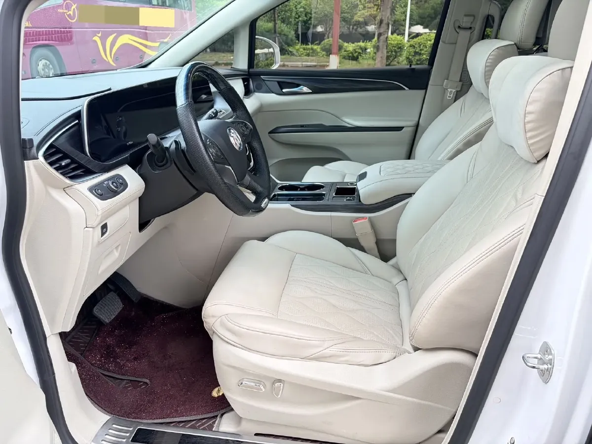2022 Buick GL8 2.0T 237HP L4 9AT,autocango,china used car exporter,china ev exporter,chinese used car exporter,chinese used ev exporter