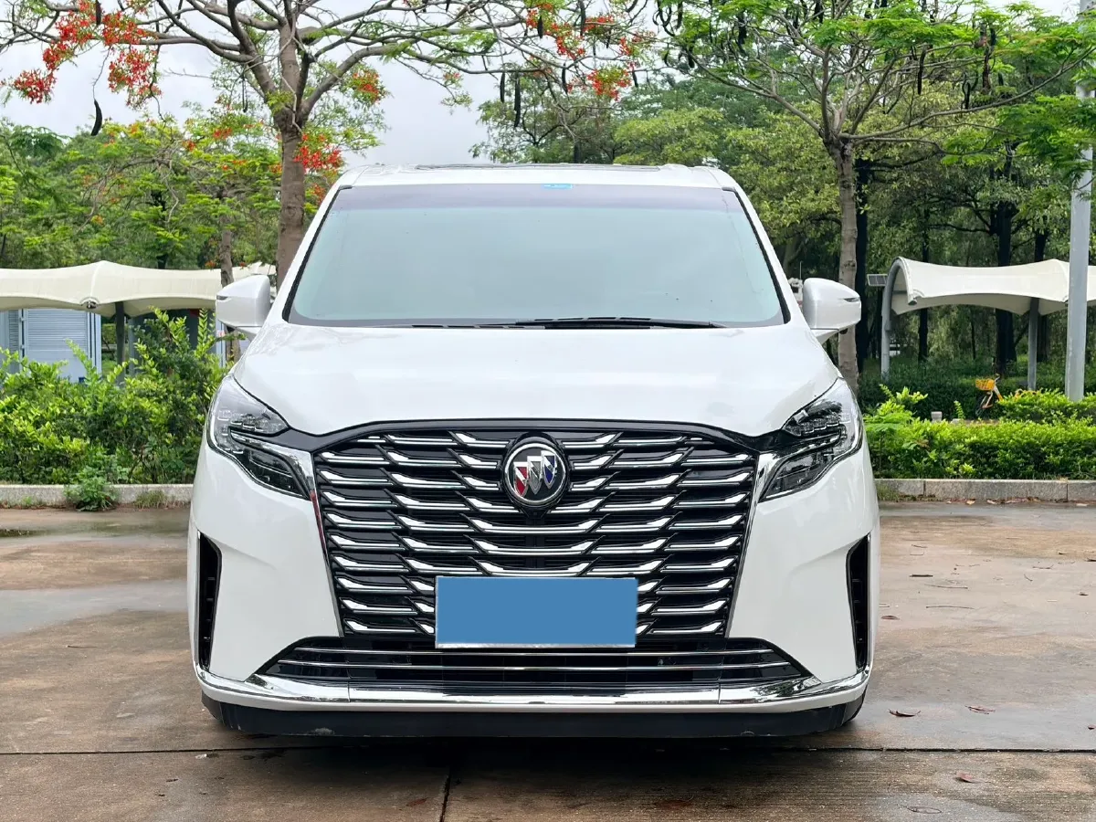 2022 Buick GL8 2.0T 237HP L4 9AT,autocango,china used car exporter,china ev exporter,chinese used car exporter,chinese used ev exporter