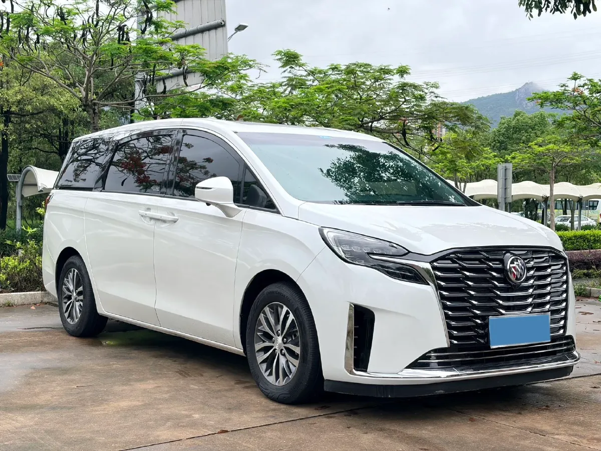2022 Buick GL8 2.0T 237HP L4 9AT,autocango,china used car exporter,china ev exporter,chinese used car exporter,chinese used ev exporter