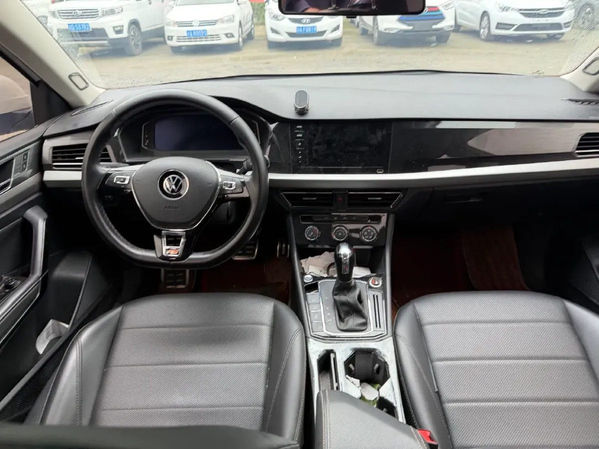 2021 Volkswagen Lavida 1.5L 113HP L4 6AT,autocango,china used car exporter,china ev exporter,chinese used car exporter,chinese used ev exporter