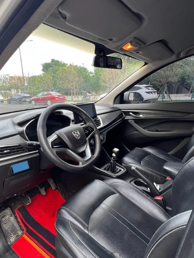 2018 BaoJun 360 1.5L 112HP L4 6MT,autocango,china used car exporter,china ev exporter,chinese used car exporter,chinese used ev exporter