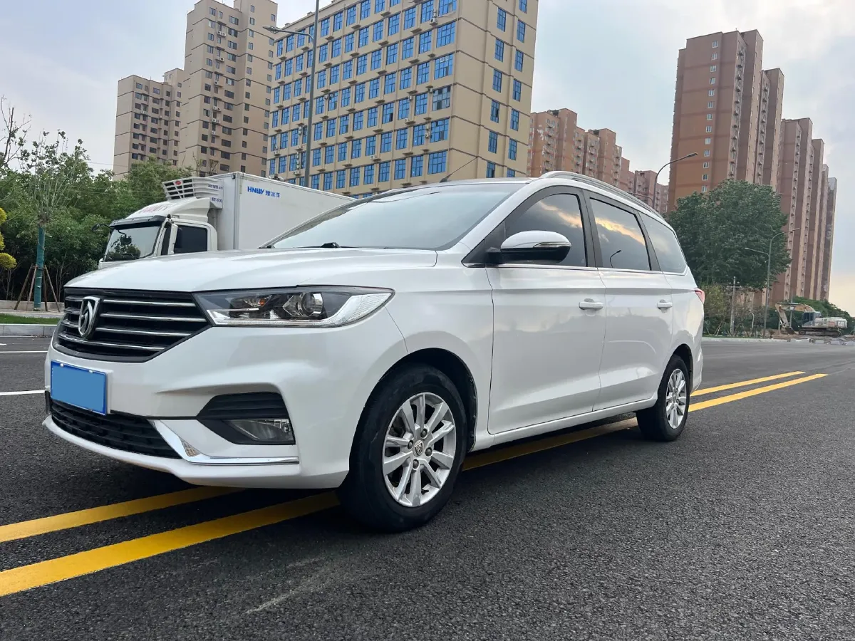 2018 BaoJun 360 1.5L 112HP L4 6MT,autocango,china used car exporter,china ev exporter,chinese used car exporter,chinese used ev exporter